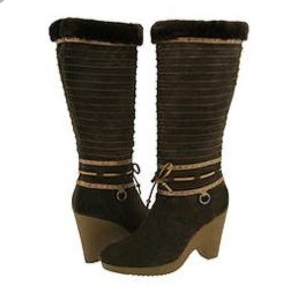NWOB COLE HAAN Britt Shearling Tall Wedge boot